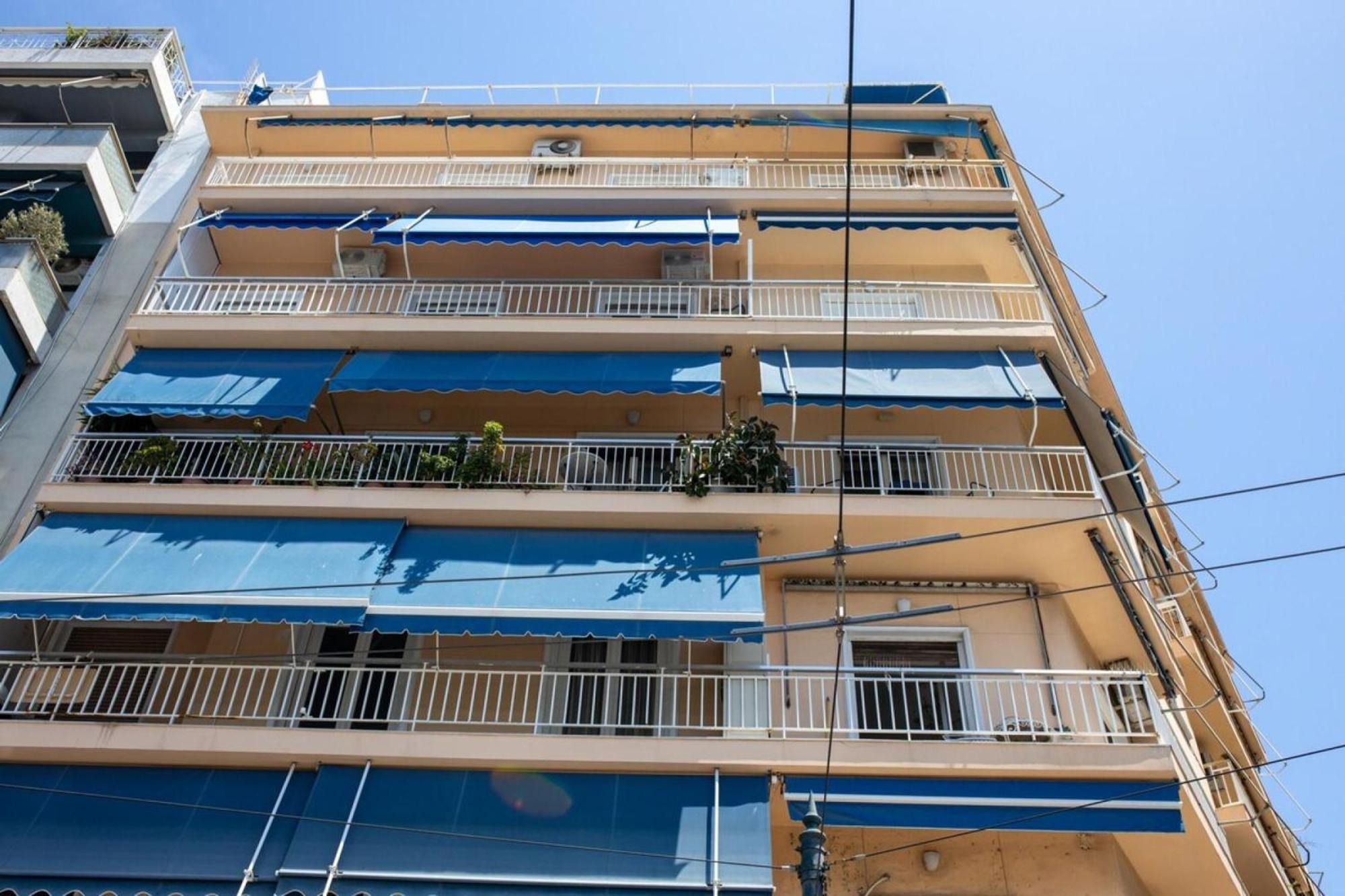 Cozy Apartment With Full View Marina Zeas Pireus Exteriör bild