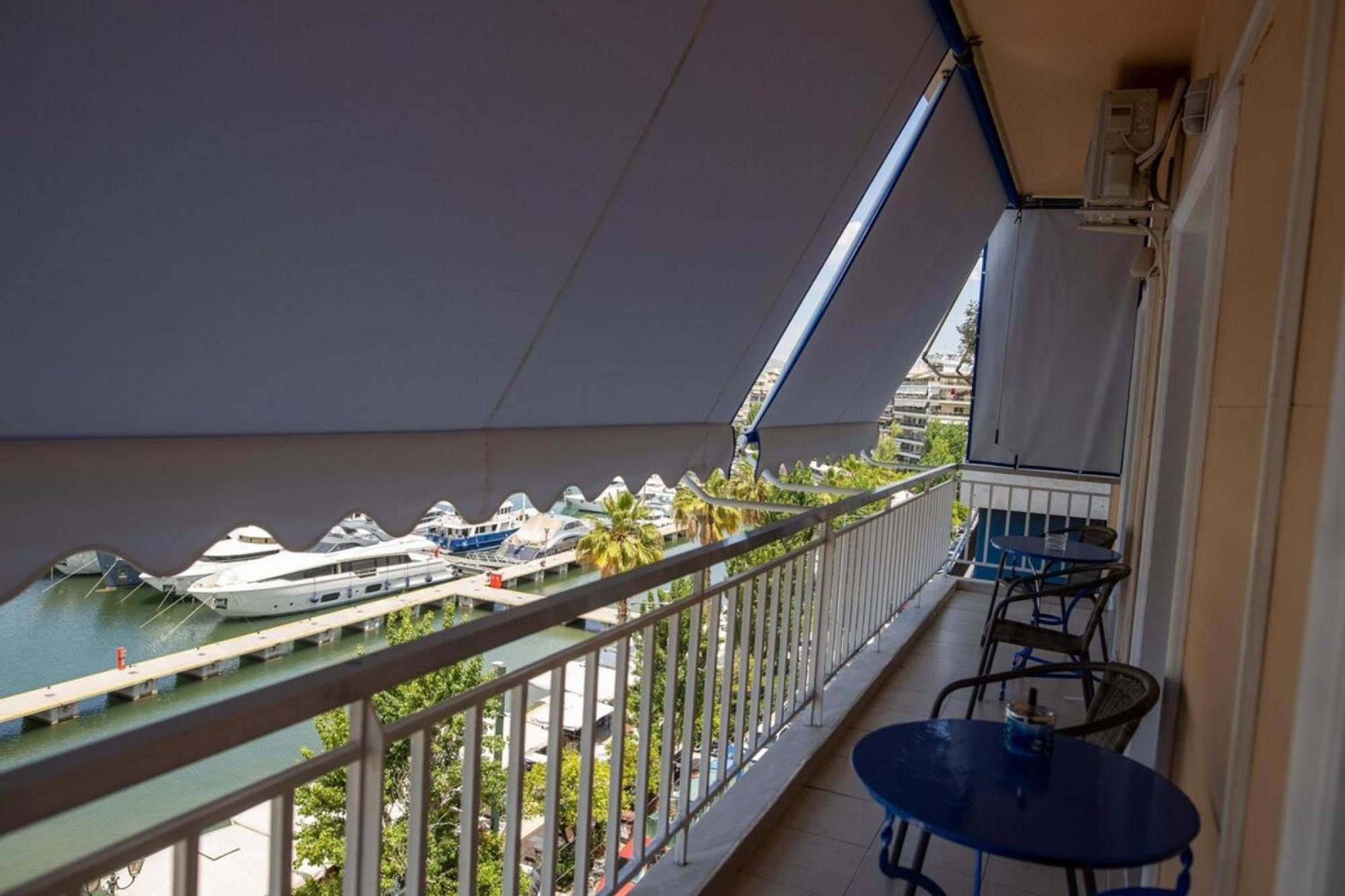 Cozy Apartment With Full View Marina Zeas Pireus Exteriör bild